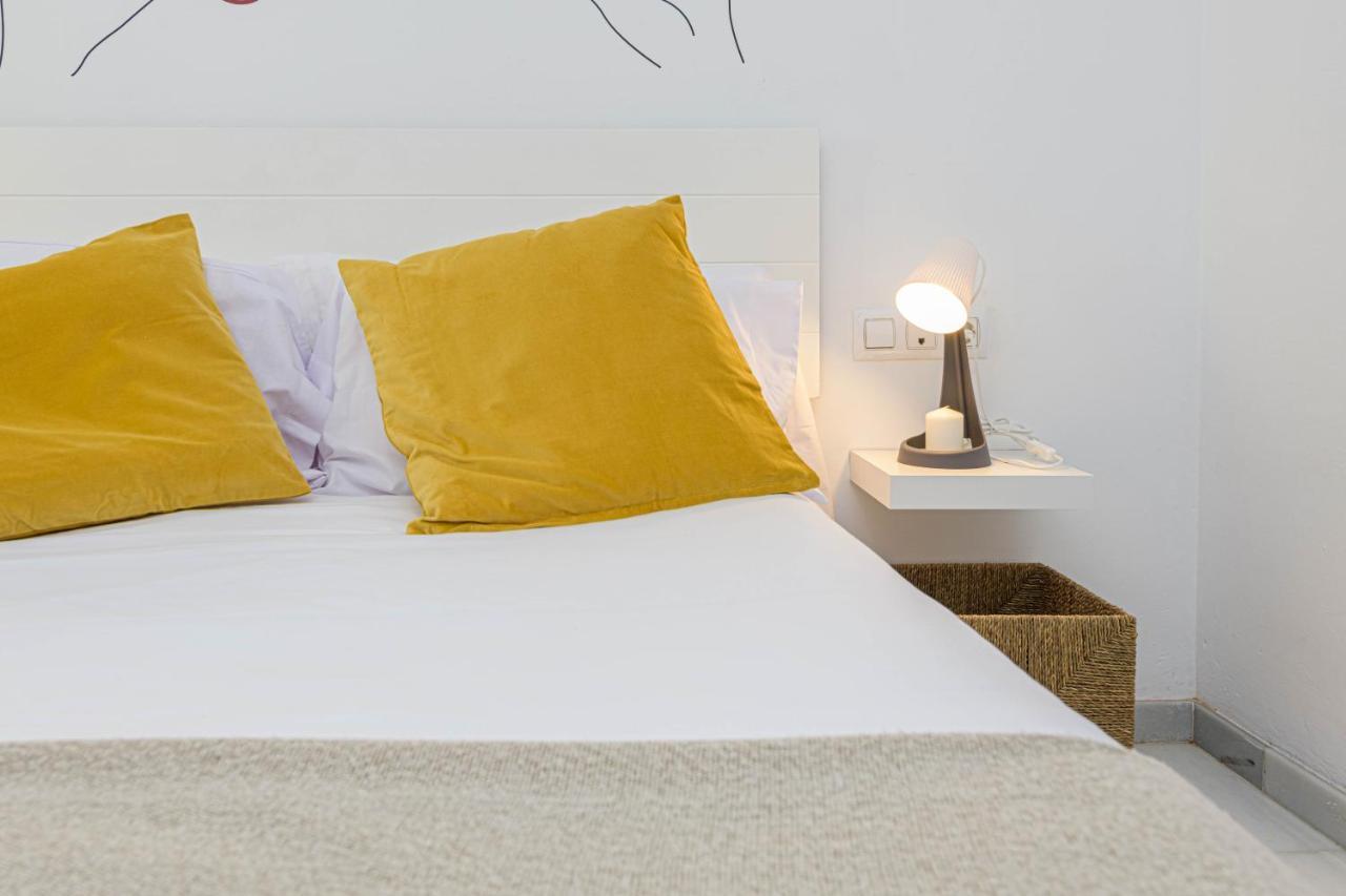 Wintowinrentals Coqueto Apartamento En El Centro De Malaga Bagian luar foto