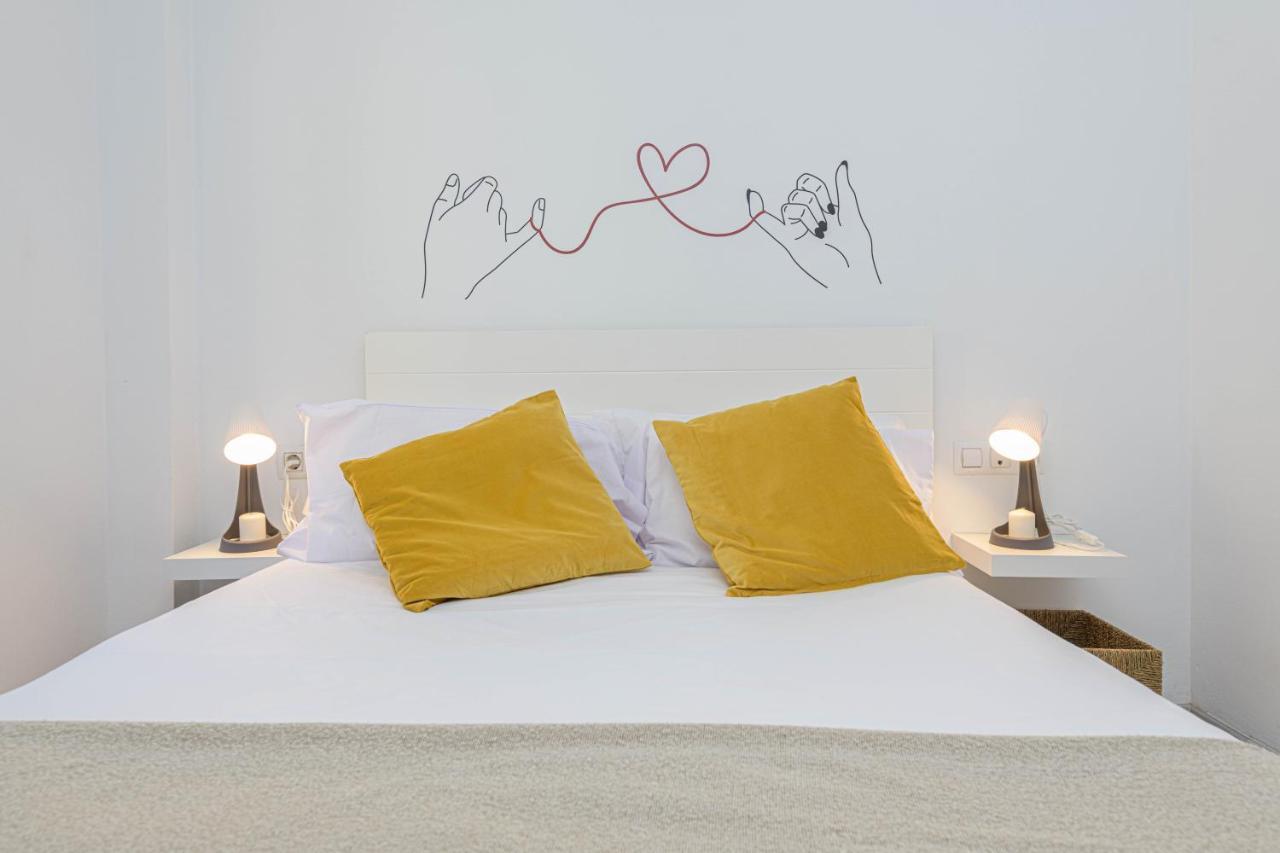 Wintowinrentals Coqueto Apartamento En El Centro De Malaga Bagian luar foto