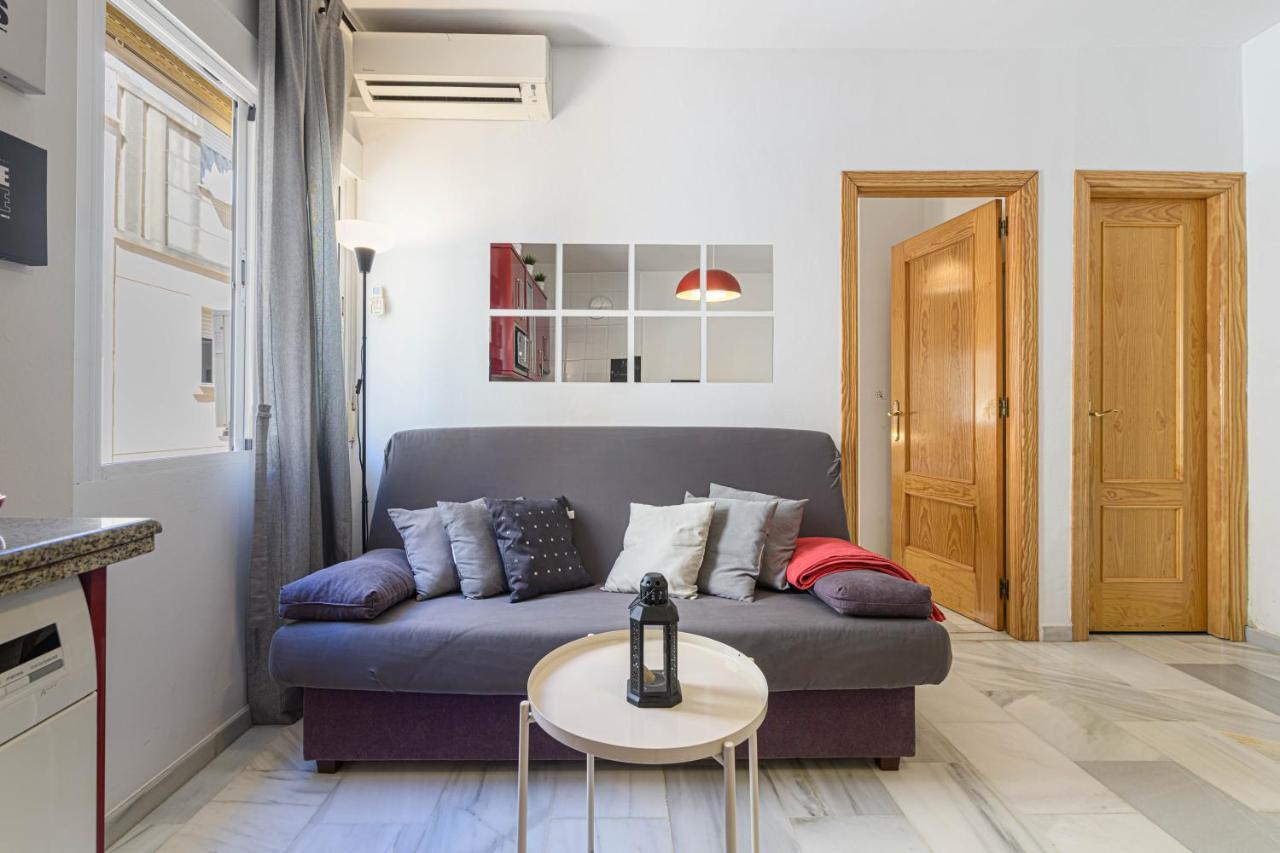 Wintowinrentals Coqueto Apartamento En El Centro De Malaga Bagian luar foto