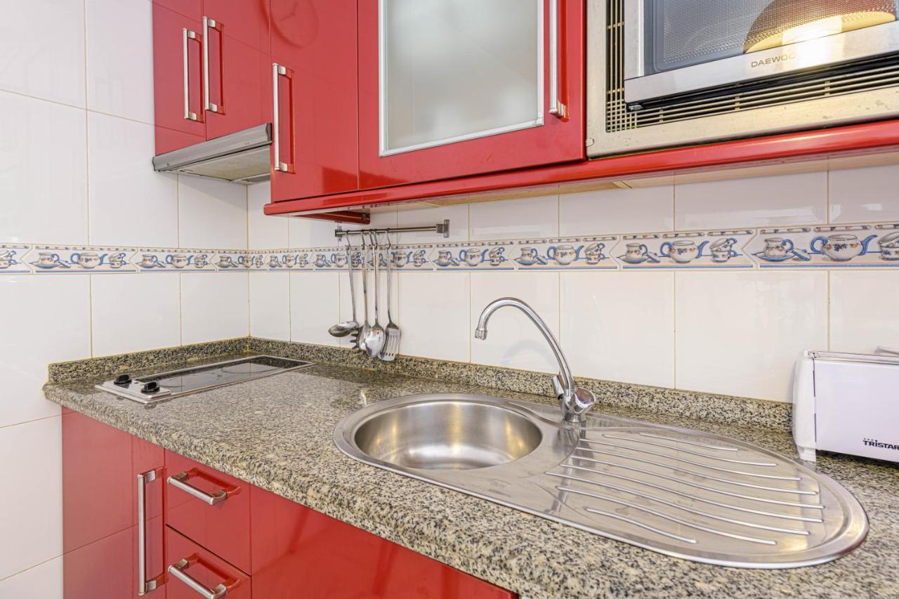 Wintowinrentals Coqueto Apartamento En El Centro De Malaga Bagian luar foto
