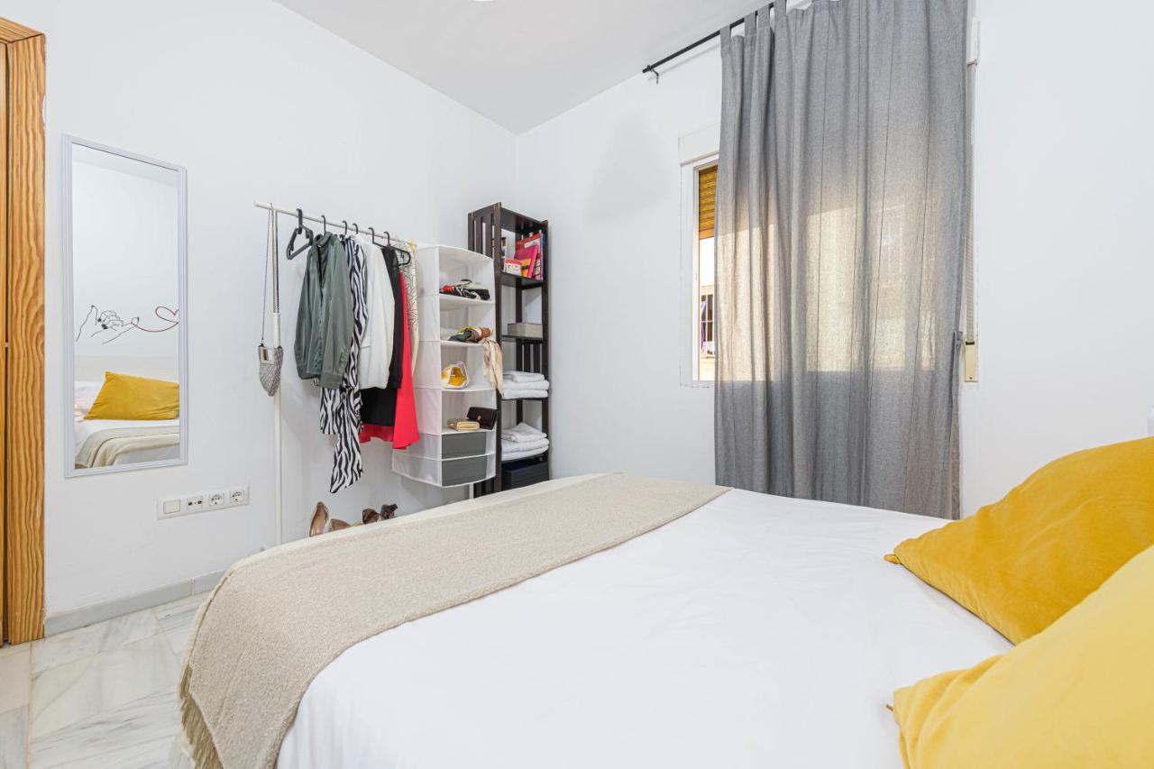 Wintowinrentals Coqueto Apartamento En El Centro De Malaga Bagian luar foto