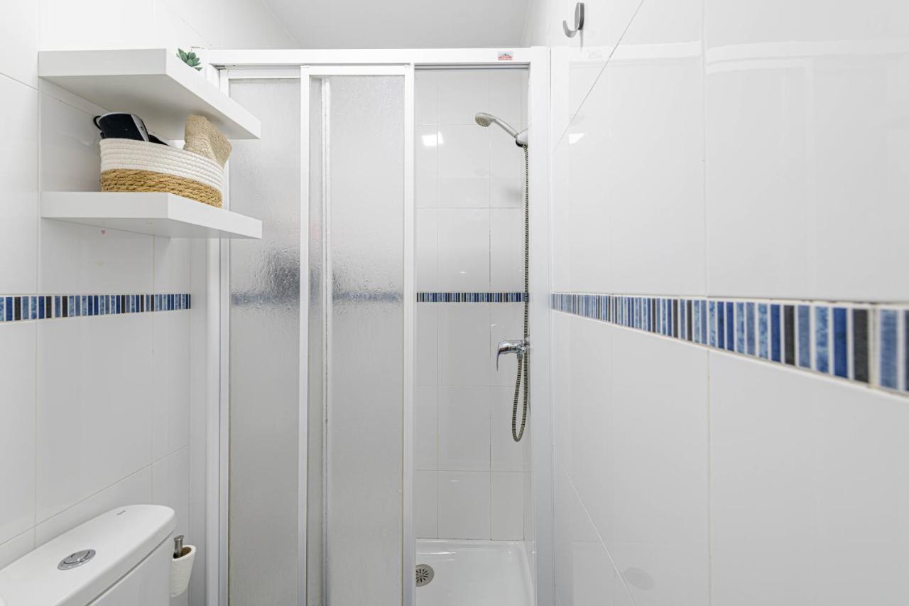 Wintowinrentals Coqueto Apartamento En El Centro De Malaga Bagian luar foto