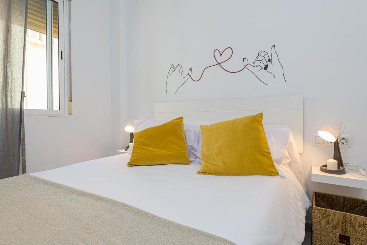 Wintowinrentals Coqueto Apartamento En El Centro De Malaga Bagian luar foto